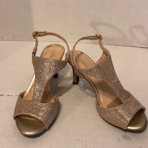Marbella woman’s High Heels Size 8 Gold Sparkles